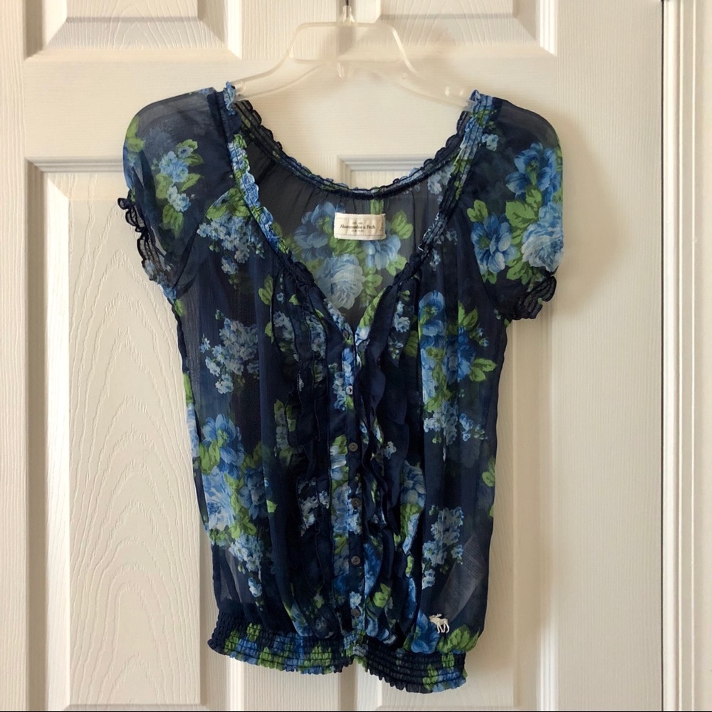 Abercrombie & Fitch Top